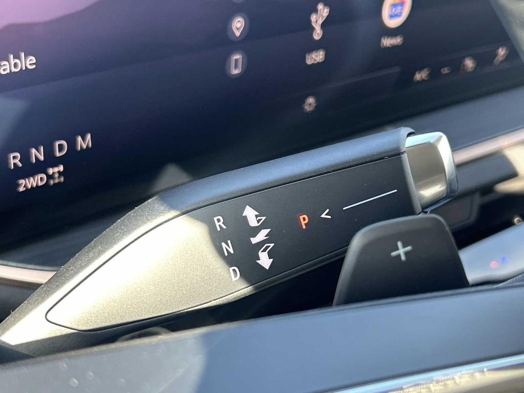 new 2026 Buick Envision car, priced at $46,004