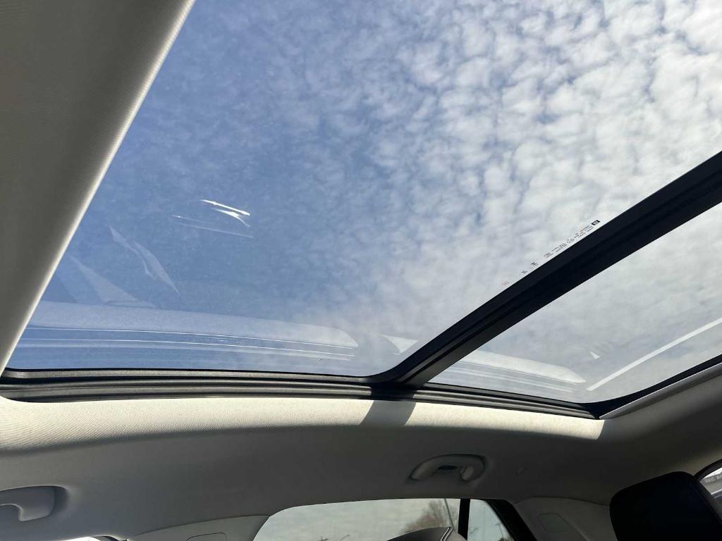 new 2026 Buick Envision car, priced at $46,004