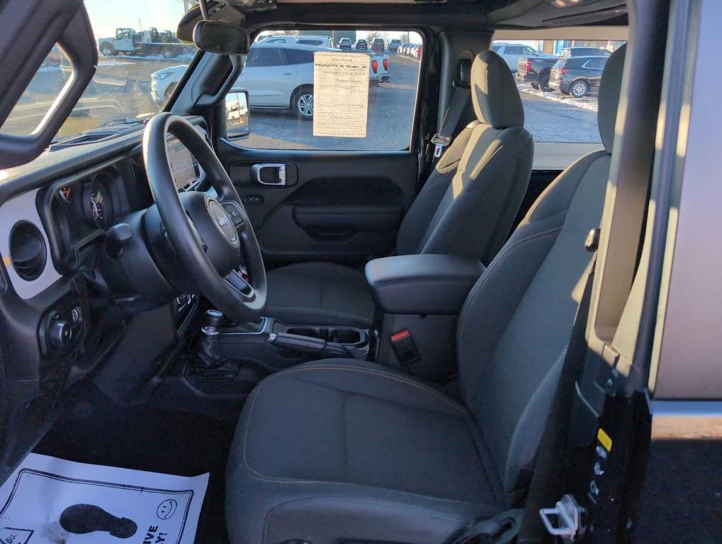 used 2025 Jeep Wrangler car, priced at $29,490