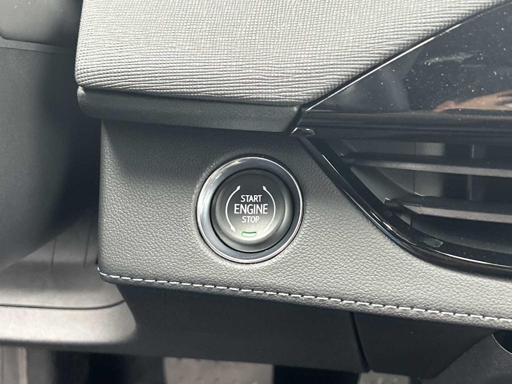 used 2026 Buick Enclave car, priced at $42,426