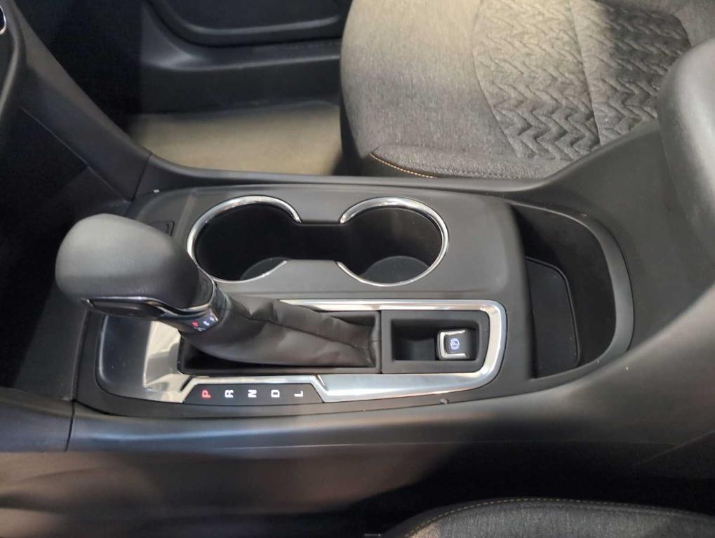 used 2024 Chevrolet Equinox car, priced at $22,090