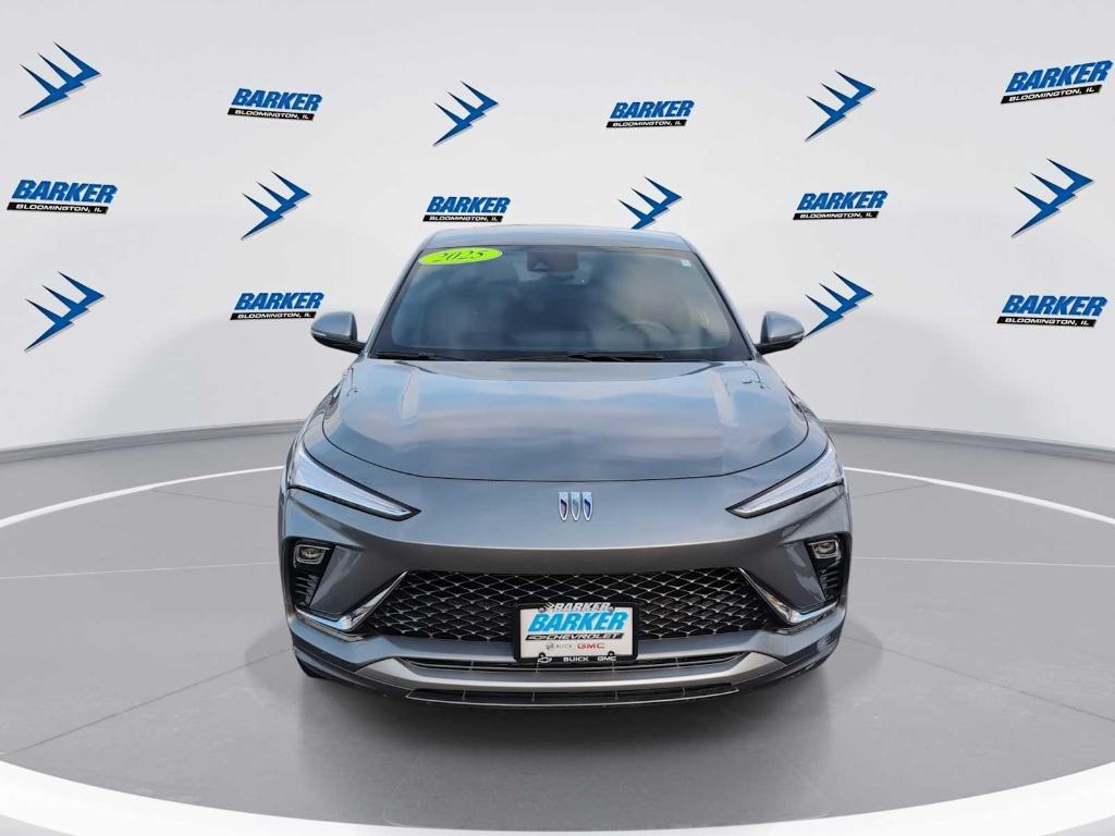 used 2025 Buick Envista car, priced at $25,990