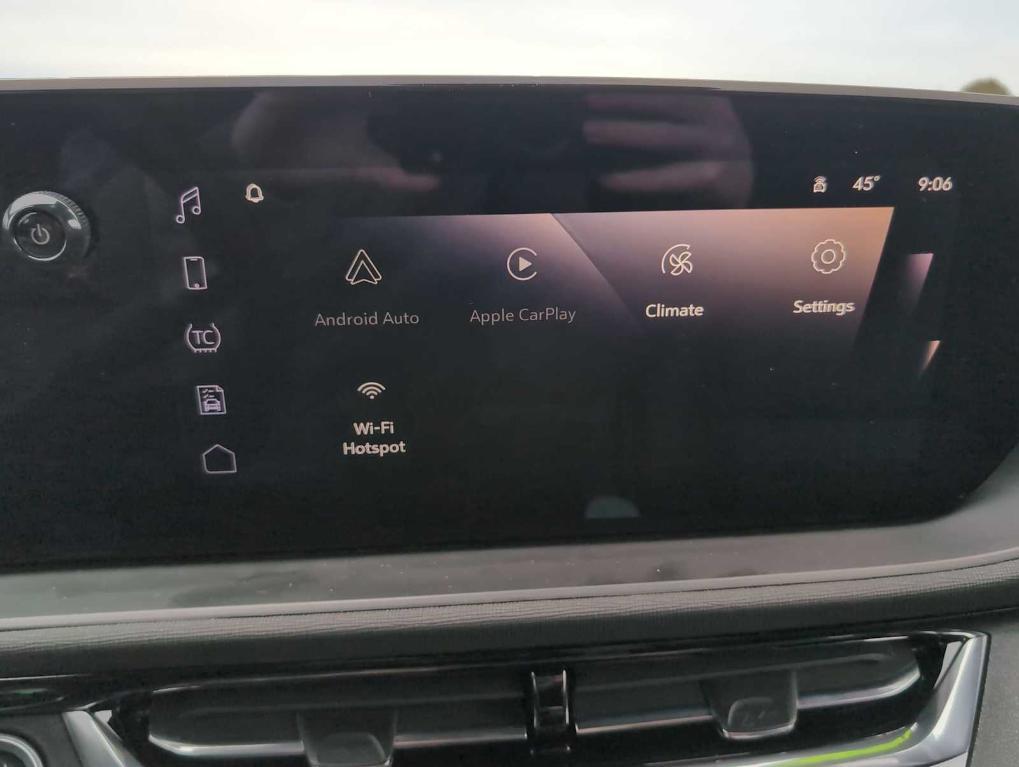 used 2025 Buick Envista car, priced at $25,990