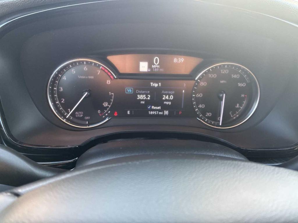 used 2025 Cadillac XT6 car, priced at $41,660