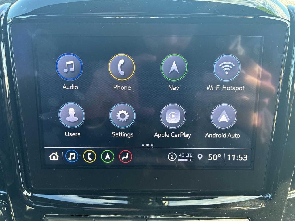 used 2022 Chevrolet Traverse car, priced at $31,190