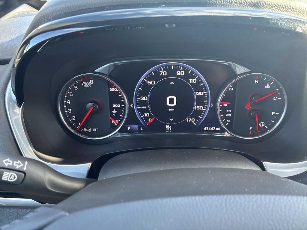 used 2022 Chevrolet Traverse car, priced at $31,190