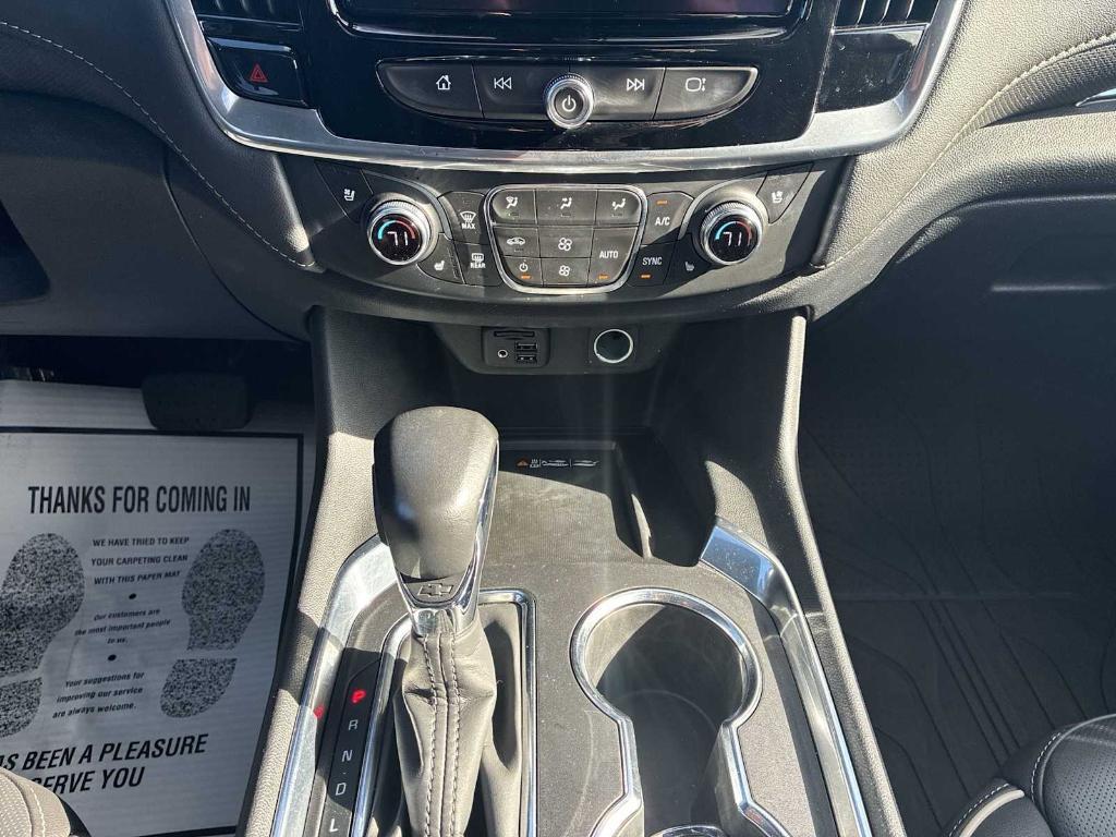 used 2022 Chevrolet Traverse car, priced at $31,190