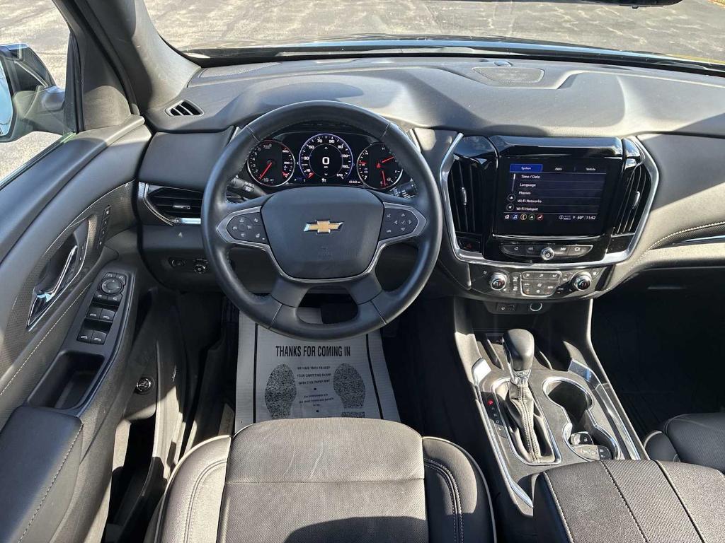 used 2022 Chevrolet Traverse car, priced at $31,190