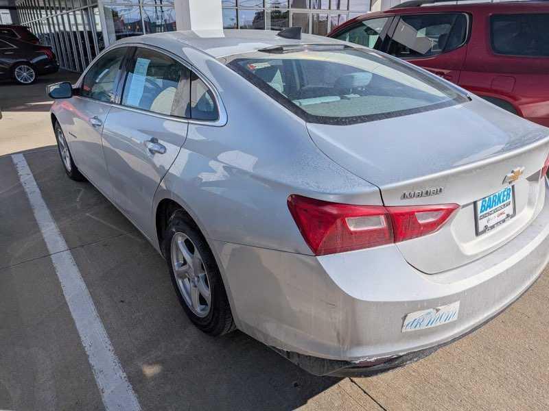 used 2016 Chevrolet Malibu car, priced at $12,490