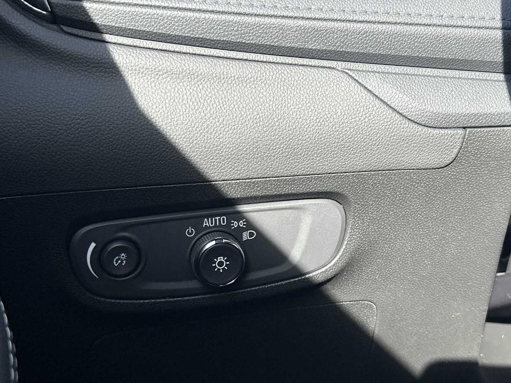 new 2026 Buick Encore GX car, priced at $29,580