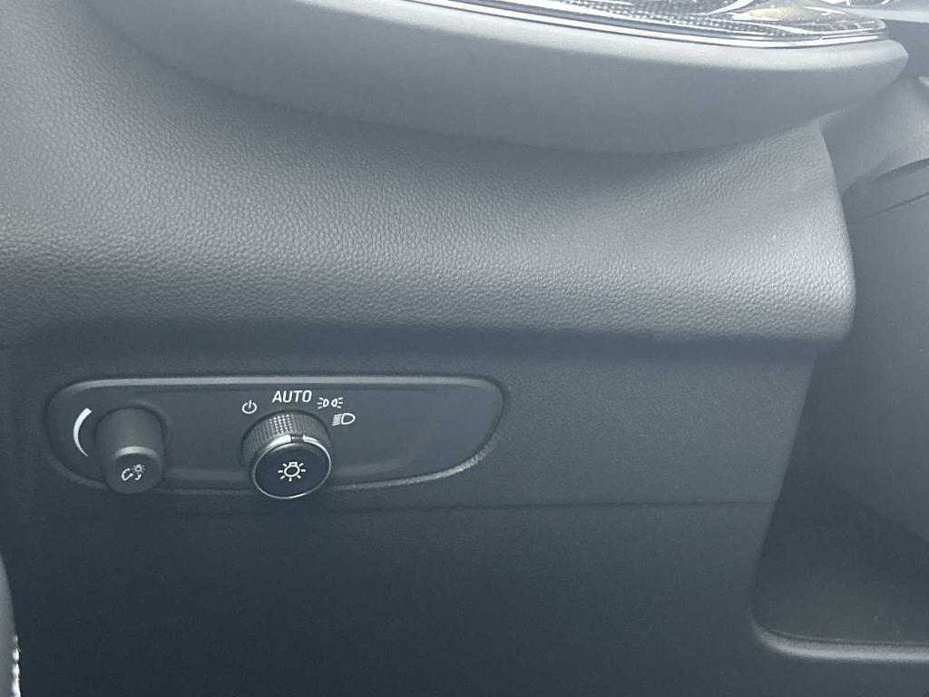 used 2023 Buick Envision car, priced at $27,390