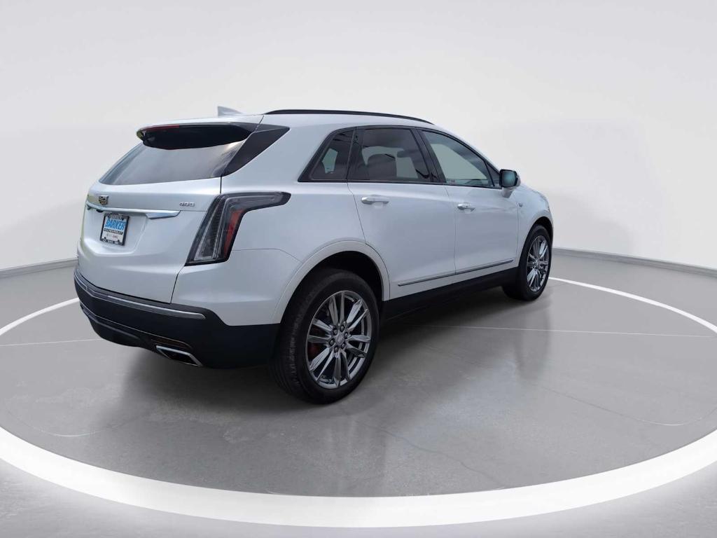 used 2023 Cadillac XT5 car, priced at $38,760