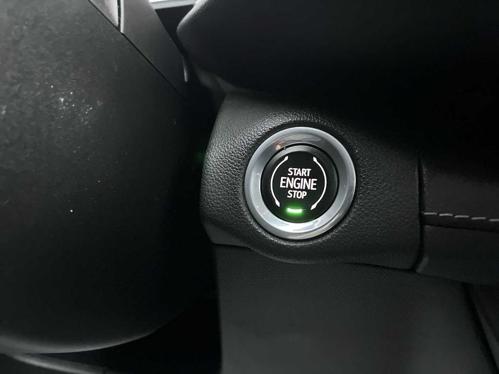 used 2021 Buick Envision car, priced at $22,890