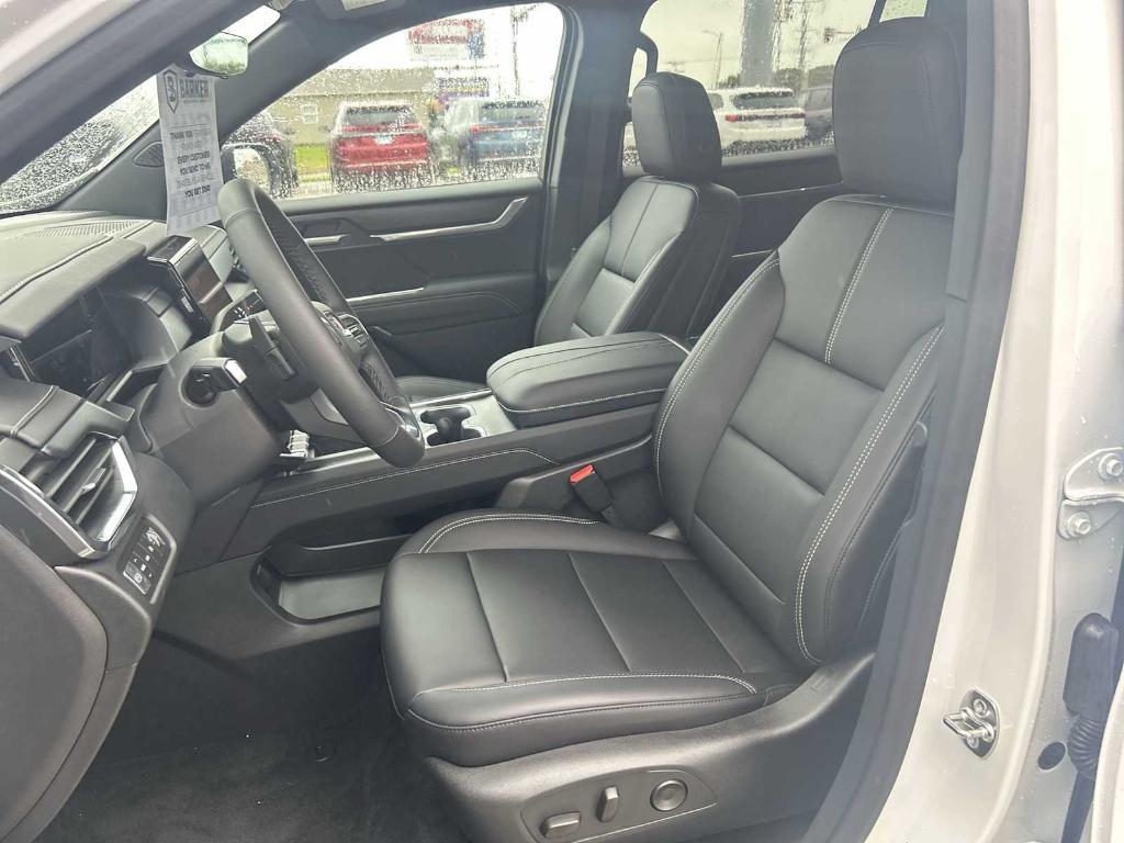new 2026 GMC Acadia car, priced at $46,562