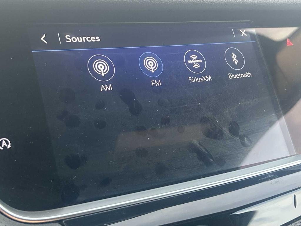 used 2025 Cadillac XT5 car, priced at $40,490