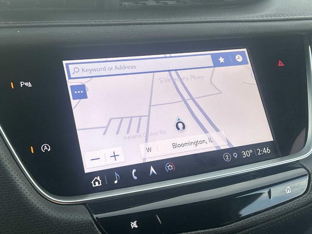 used 2025 Cadillac XT5 car, priced at $40,490