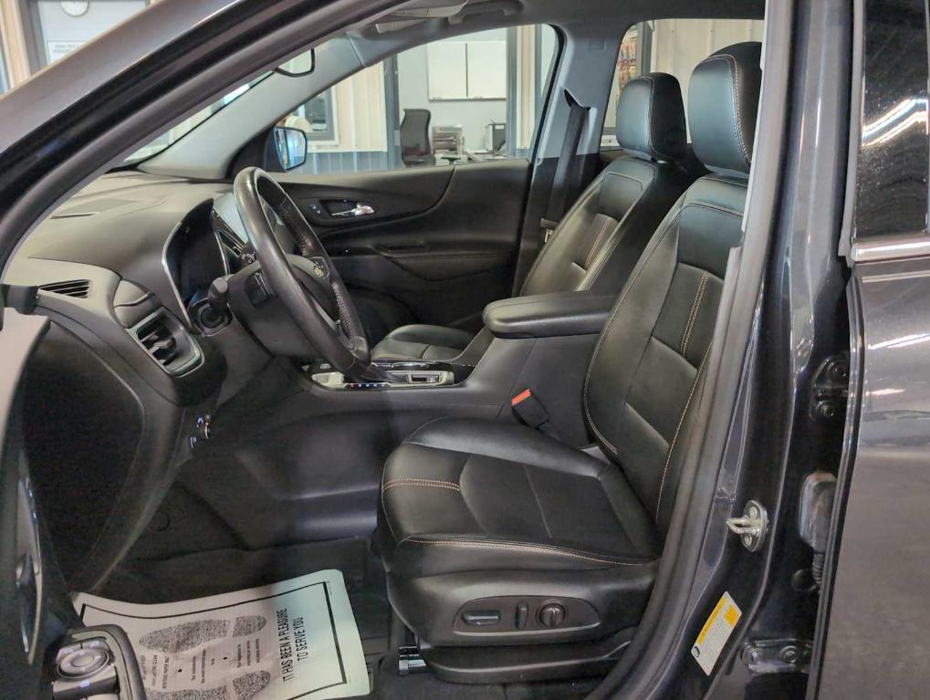 used 2022 Chevrolet Equinox car, priced at $22,690