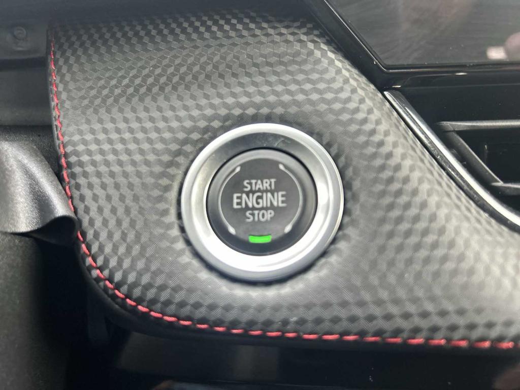 used 2025 Chevrolet Equinox car, priced at $30,860