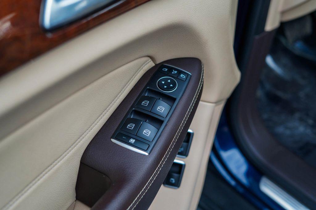 used 2019 Mercedes-Benz GLS 450 car, priced at $25,999