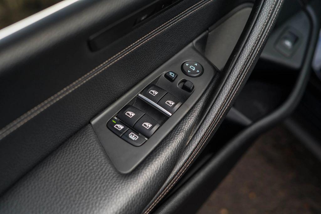 used 2019 BMW 540 car, priced at $18,999