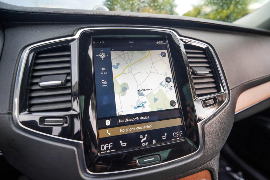 used 2018 Volvo XC90 car, priced at $18,999