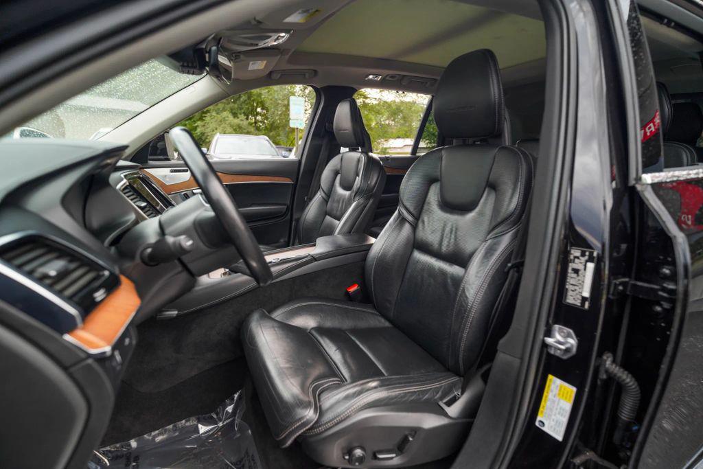 used 2018 Volvo XC90 car, priced at $18,999
