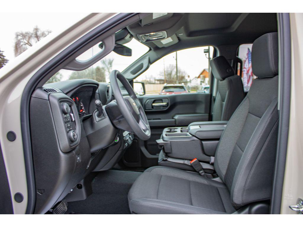 new 2026 Chevrolet Silverado 1500 car, priced at $43,081