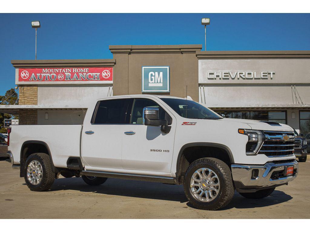 new 2025 Chevrolet Silverado 3500 car, priced at $75,500