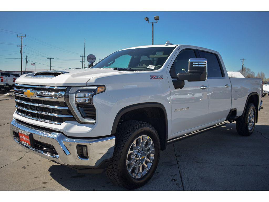 new 2025 Chevrolet Silverado 3500 car, priced at $75,500