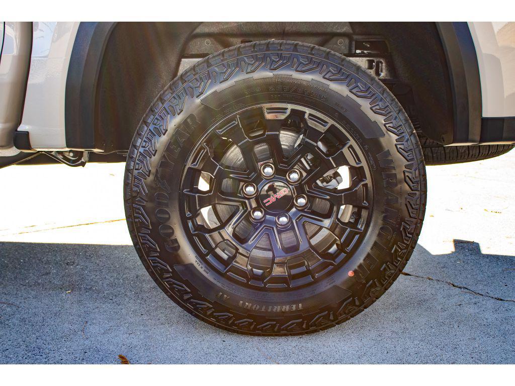 new 2026 GMC Canyon car, priced at $46,254