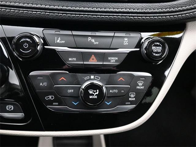 used 2024 Chrysler Pacifica Hybrid car, priced at $29,990