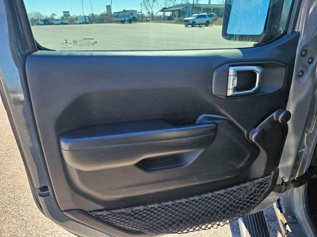 used 2020 Jeep Wrangler Unlimited car, priced at $21,994