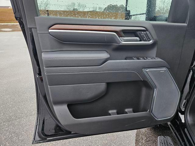 new 2026 GMC Sierra 2500 car, priced at $87,120