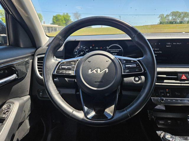 used 2025 Kia Seltos car, priced at $23,500