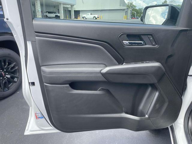 new 2025 GMC Canyon car, priced at $37,450