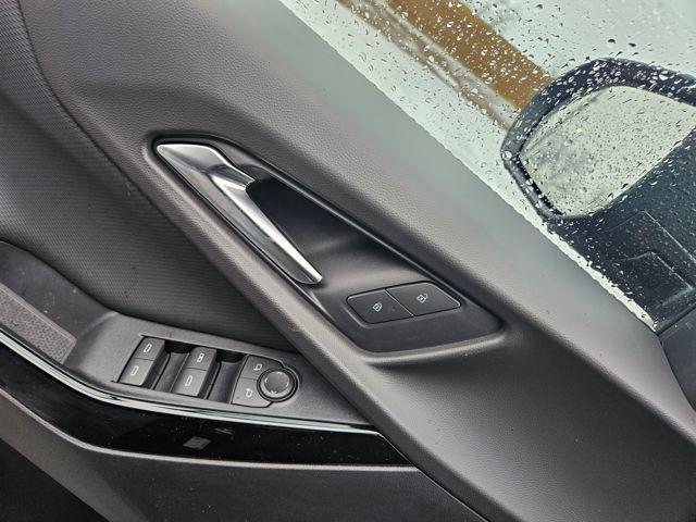 new 2026 Chevrolet Equinox car, priced at $28,378