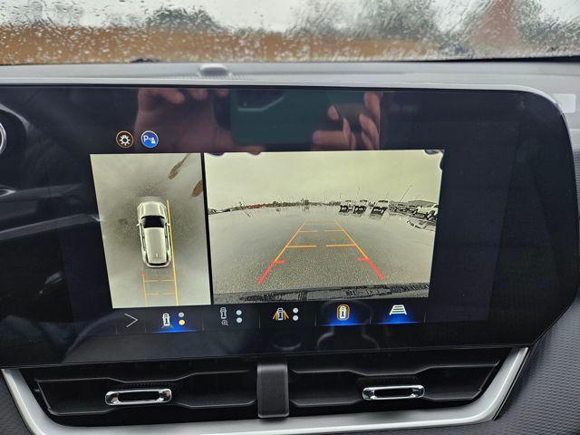 new 2026 Chevrolet Equinox car, priced at $28,378