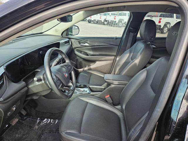 used 2024 Buick Encore GX car, priced at $19,900