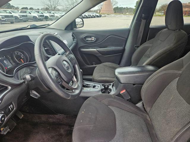 used 2019 Jeep Cherokee car, priced at $14,994