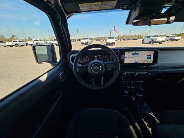 used 2025 Jeep Gladiator car, priced at $37,800