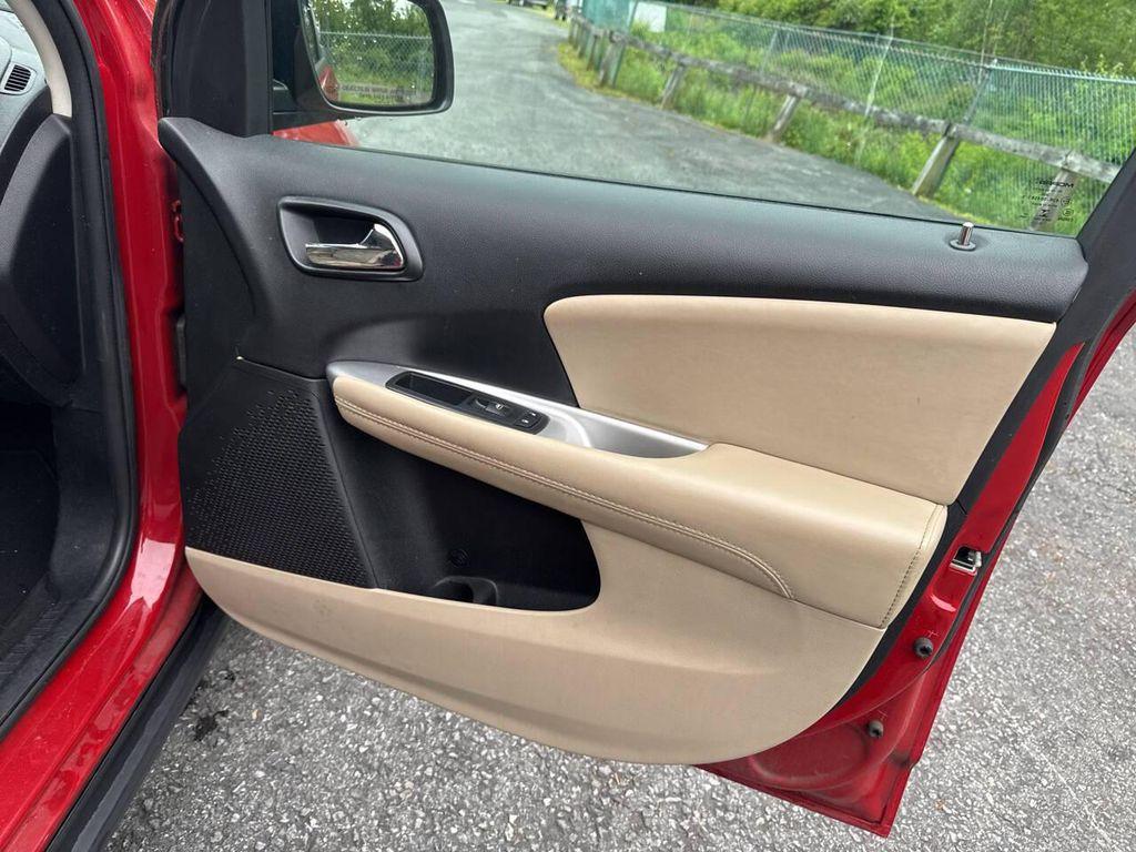 2017 Redline 2 Coat Pearl Dodge Journey