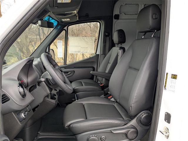 new 2025 Mercedes-Benz Sprinter 2500 car, priced at $65,939