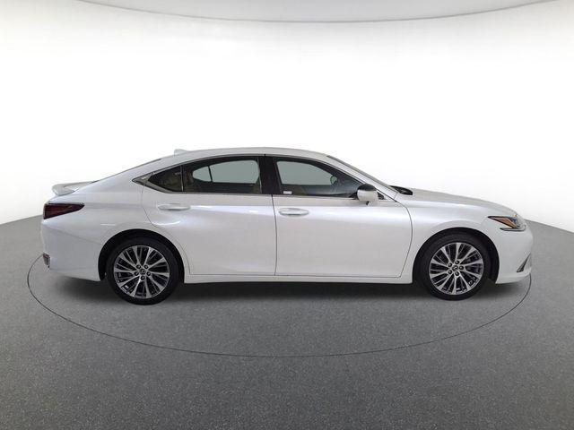 used 2021 Lexus ES 250 car, priced at $26,900