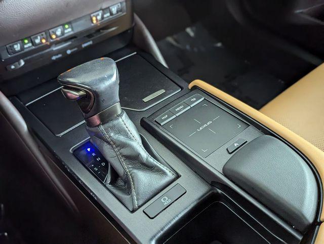 used 2021 Lexus ES 250 car, priced at $26,900