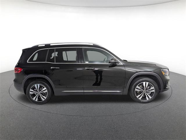used 2025 Mercedes-Benz GLB 250 car, priced at $39,900