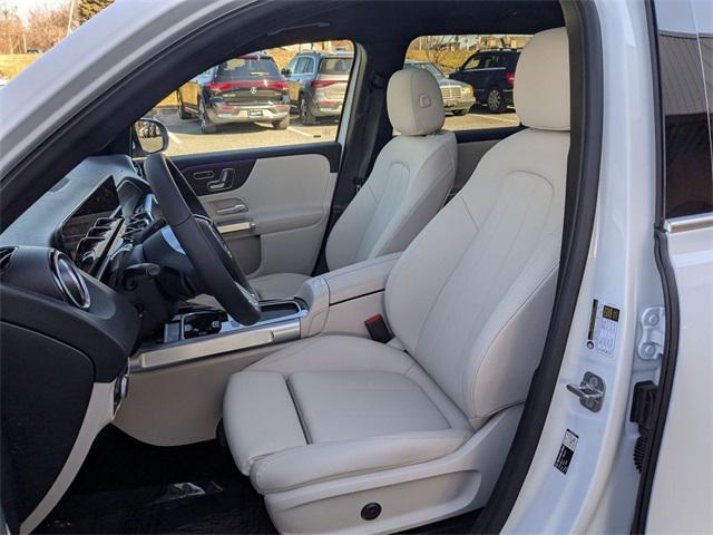 new 2026 Mercedes-Benz GLB 250 car, priced at $52,060