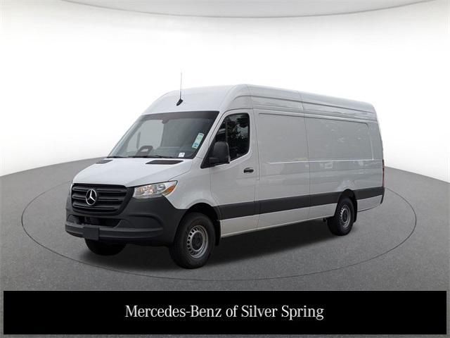 new 2026 Mercedes-Benz Sprinter 2500 car, priced at $70,613