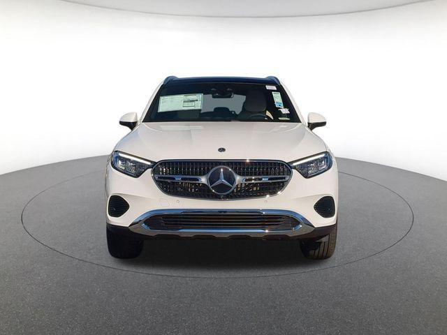 new 2026 Mercedes-Benz GLC 300 car, priced at $59,985