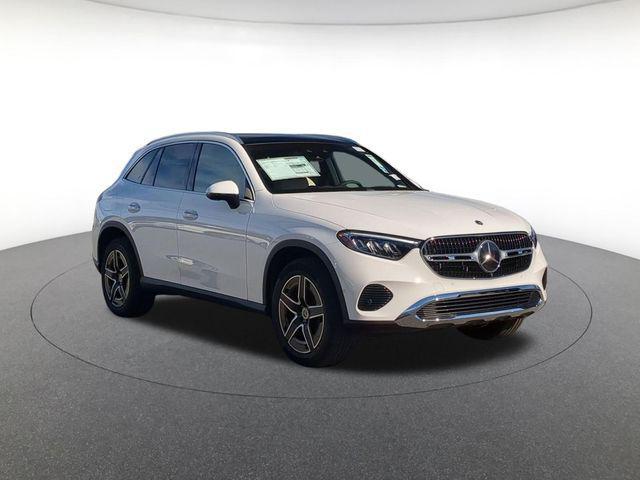 new 2026 Mercedes-Benz GLC 300 car, priced at $59,985