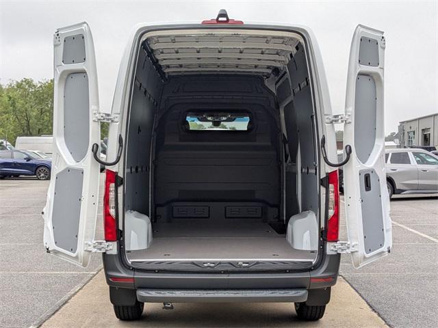 new 2026 Mercedes-Benz Sprinter 2500 car, priced at $64,366